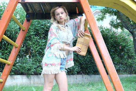 Romwe cardigan Oasap denim shorts petite models petite fashion blogger Teresa Morone 