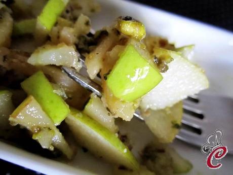Insalata di pere e patate con pesto di pistacchi: le quattro P di un piatto perfetto
