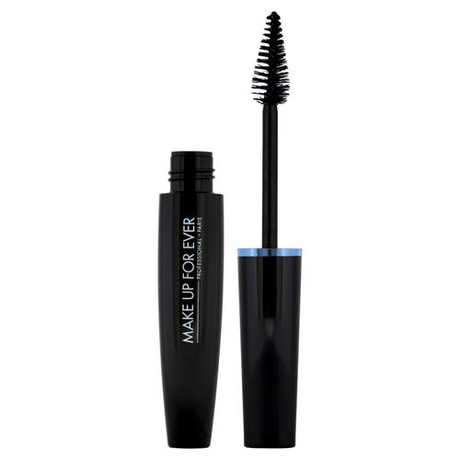 Make Up For Ever: scopri il look waterproof dell'acqua con la Linea Aqua!