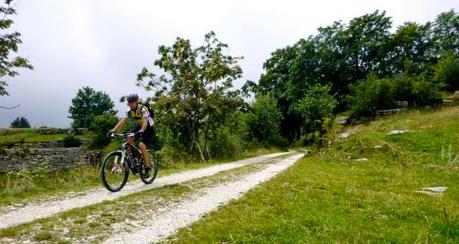 #22082014 #mtb #lessinia #senzapioggia #boasse #nuvole #solitaria