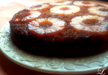 Torta all'ananas caramellato