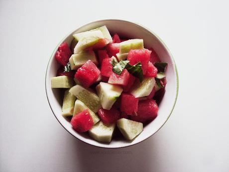 Insalata piccante di cetriolo e anguria, uno stuzzichino sfizioso per l’Estate