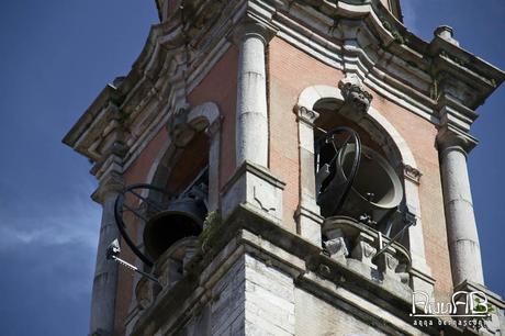 Campane: ceppi, bicchieri, ruote e bocce Campane: ceppi, bicchieri, ruote e bocce