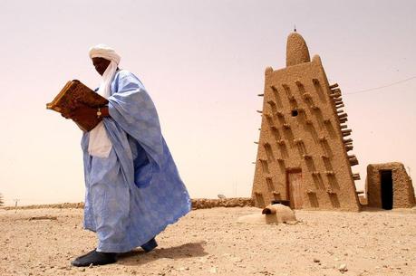 2013 Evacuation manuscripts Timbuktu, copyright Prince Claus Fund (1)