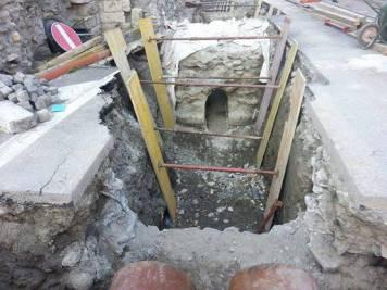 Che farà, che farà, che farààààà… Un bel pezzo di storia... che farà la Sovrintendenza?