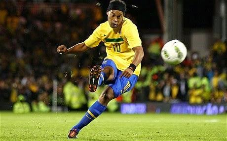 Ronaldinho firma per un club messicano