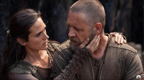 naameh-jennifer-connelly-comforts-noah-russell-crowe-in-a-scene-from-noah