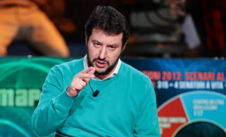 Salvini, è inutile che sbraiti, gli italiani vogliono pagare le tasse!