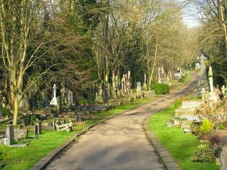 The Highgate Cemetery - London Calling #6