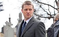 Ben McKenzie parla del mondo rapido, brutale e spietato di “Gotham”