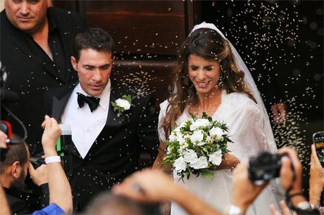 Elisabetta Canalis finalmente sposa. Si aprono le scommesse su quanto durerà