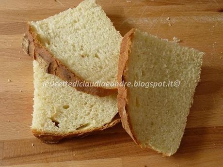 Pagnotta rustica con 1 gr di lievito di birra secco attivo Pagnotta rustica con 1 gr di lievito di birra secco attivo