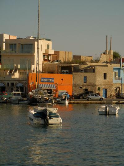 porto vecchio_lampedusa_viaggiandovaldi