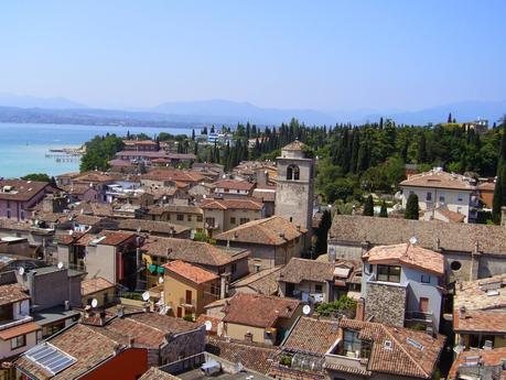 PAVIA. Tra Oropa e Sirmione scorrerà il fine settimana politico dell’ex sindaco Alessandro Cattaneo per prepararsi al ruolo di guida in Forza Italia