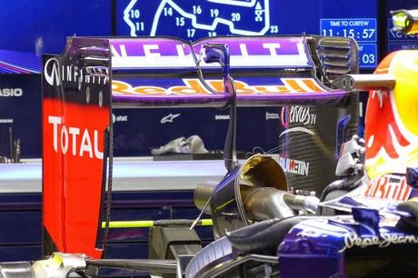 Gp Singapore: Red Bull con ala posteriore alto carico e monkey seat