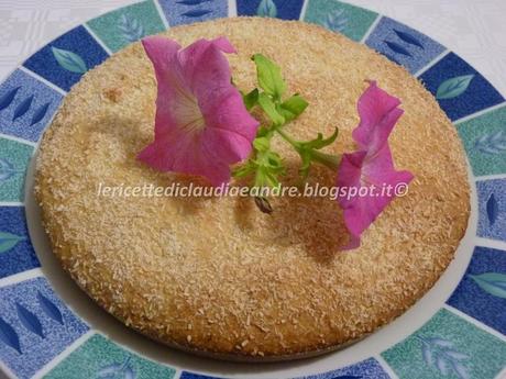 Torta con banane,cocco e farina di mais con fruttosio e senza uova