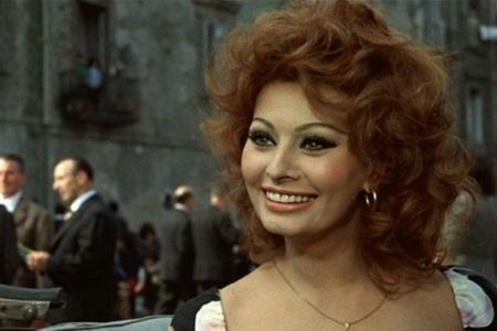 Tanti auguri, Sophia Loren: la sua carriera per immagini