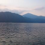 Torta, caffé e Persico Reale Il lago al tramonto!