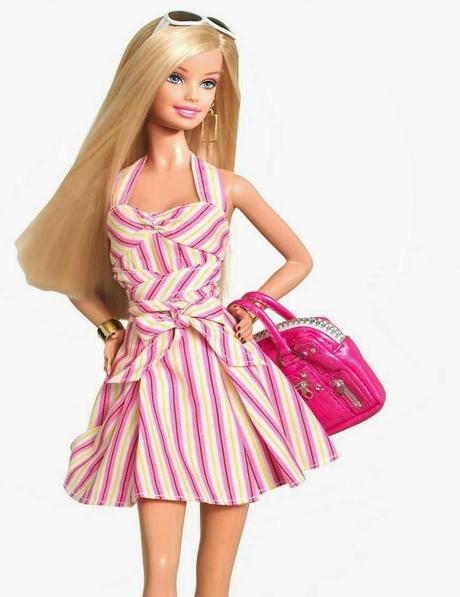 Il Taccuino di Marilea: La pop-art di Moschino sfila in passerella negli abiti di Barbie