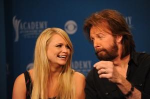 Miranda Lambert e Ronnie Dunn durante la conferenza stampa per l'annuncio delle candidature