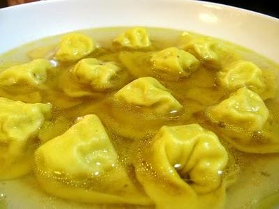 I CAPPELLETTI IN BRODO DI SABRINA E LUCA