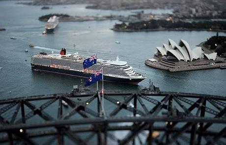 L'incontro a Sydney tra Queen Mary 2 & Queen Elizabeth