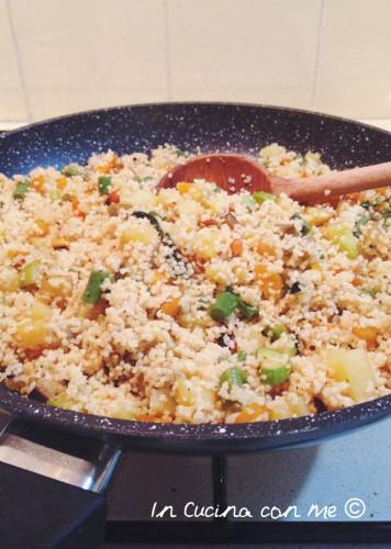 Il Couscous e la padella con il microgranulato di pietra Cous cous alle verdure