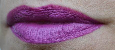 Salvation Velvet Lip Lacquer Makeup Revolution: Velvet Rebel e Keep Lying For You swatches e review