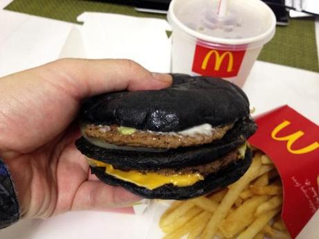 L'hamburger nero di Burger King (anche se...)