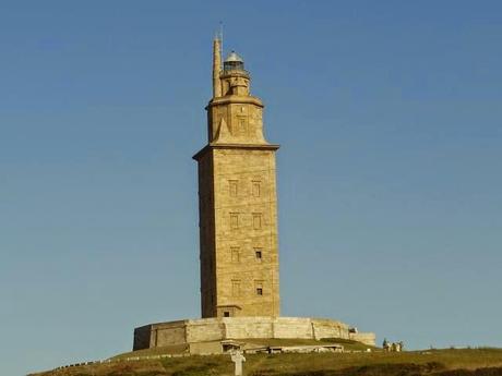 I fari: guardiani silenziosi delle coste del mondo I fari: guardiani silenziosi delle coste del mondo