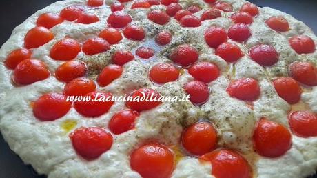 Focaccia Barese a lievitazione naturale (Pasta Madre)