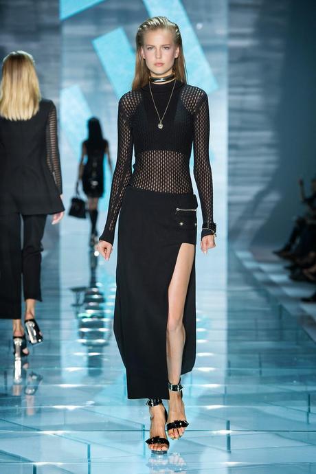 Milano Moda Donna: Versace P/E 2015 Milano Moda Donna: Versace P/E 2015