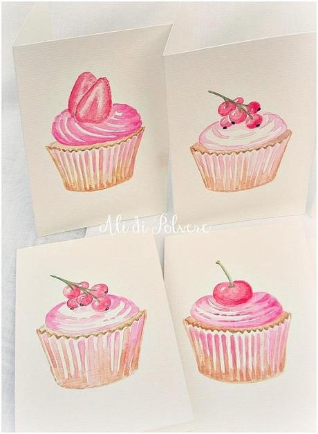 Inviti di per una festa di compleanno: i cupcakes alla frutta Inviti di per una festa di compleanno: i cupcakes alla frutta