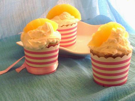 Cupcakes all'ananas e limone e la mia Culodritto