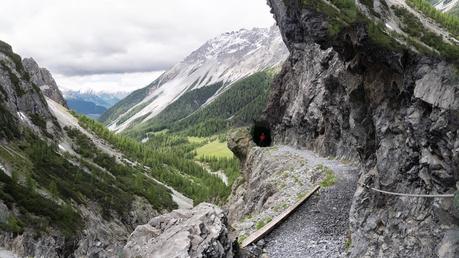 Uinaschlucht, il sentiero tagliato nella roccia