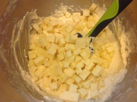 PLUMCAKE SALATO CON SOLO ALBUMI SALSICCIA E FORMAGGIO IMG_9454.JPG