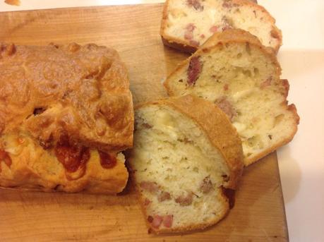 PLUMCAKE SALATO CON SOLO ALBUMI SALSICCIA E FORMAGGIO IMG_9462-0.JPG