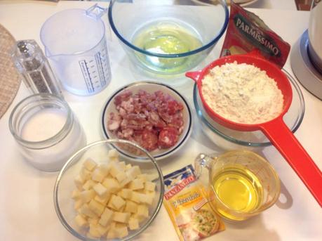 PLUMCAKE SALATO CON SOLO ALBUMI SALSICCIA E FORMAGGIO IMG_9440.JPG