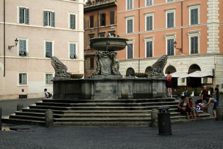 fontana s. maria in trastevere 01