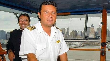 Giustizia è fatta! Schettino ha vinto la causa e verrà anche risarcito per tutto quanto