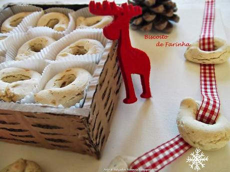 Biscoito de farinha Taralli di farina di tapioca e semi di canapa Biscoito de farinha Taralli di farina di tapioca e semi di canapa