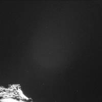 Rosetta: esempio diffusione luce nell'ottica - Credits: ESA/Rosetta/NAVCAM