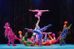 Tra luci, colori e suoni: i 30 anni del Cirque du Soleil
