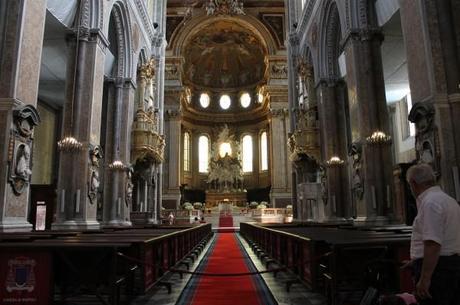 duomo di Napoli, navata centrale