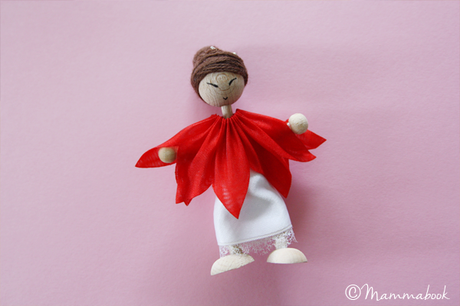 Qualche idea per una bambola riciclata – Some ideas for an upcycled little doll