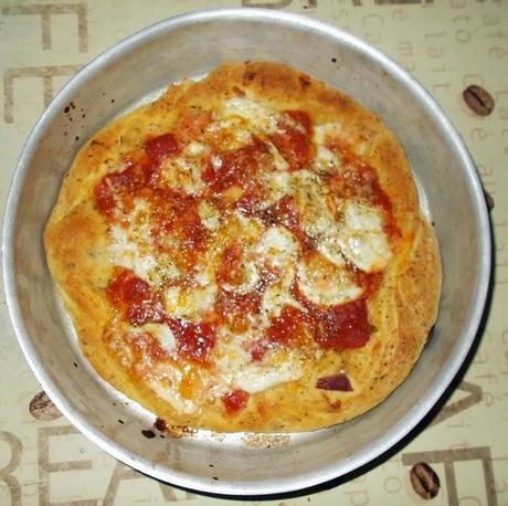 Bocconcini di pane con cipolle in agrodolce e semi di zucca