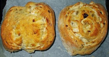 Bocconcini di pane con cipolle in agrodolce e semi di zucca