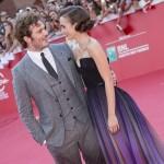 Sam Claflin e Lily Collins sorridenti per Love, Rosie Festival di Roma 2014