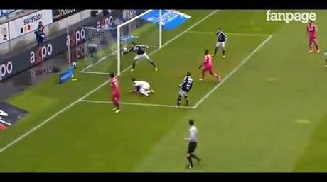 (VIDEO)Segna un gol straordinario con un pallonetto di tacco