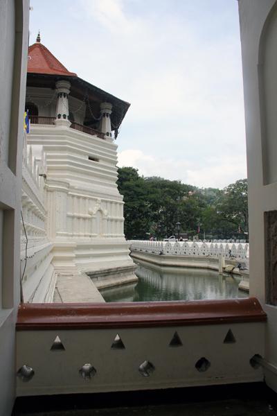 Tempio del Dente, Kandy, Sri Lanka, viaggiandovaldi